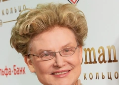 Елена Малышева: «Даже не узнавая, отец мог обнять меня»