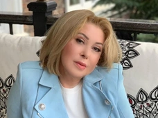 «Его избивают»: Любовь Успенская с дочерью пришла в суд и заявила о пытках друга-бизнесмена