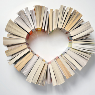 Что почитать: 5 книг, которые понравятся неисправимым романтикам