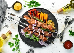 5 лучших маринадов для шашлыка, которые сделают мясо нежным и сочным