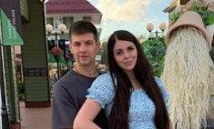 Разозленный Дмитренко вызвал полицию к двери Ольги Рапунцель, потому что она не пускает его к дочкам