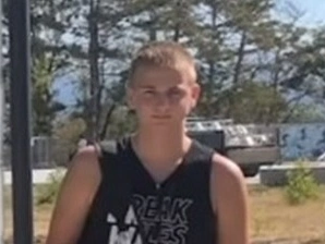 Что сейчас происходит с пожилой учительницей, которой перерезал горло ученик в Березниках