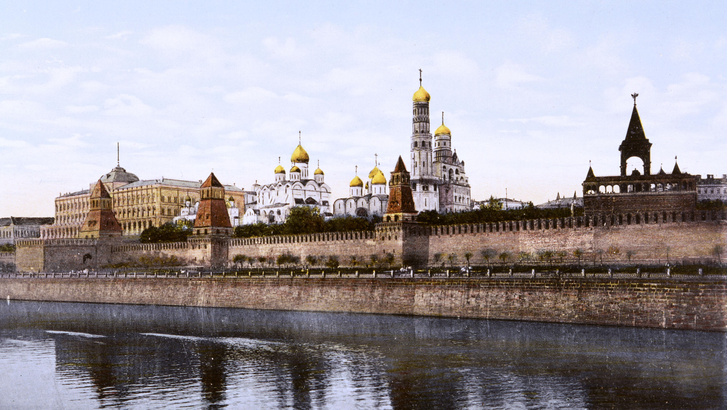 Перенестись в прошлое: видео Москвы, снятое 112 лет назад