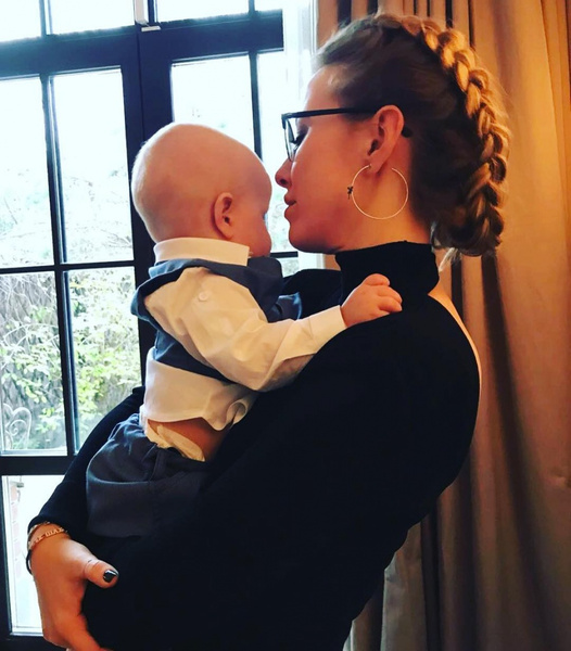 Ксения Собчак: «Впервые я расплакалась, не когда узнала, что беременна, а когда мне сказали пол ребенка — я очень хотела сына»