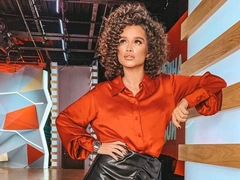 Кудряшка Ксю! Бородина стала обладательницей безумной прически в стиле 1980-х