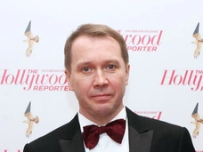 Евгений Миронов с сыном на конкурсе по брейк-дансу — видео