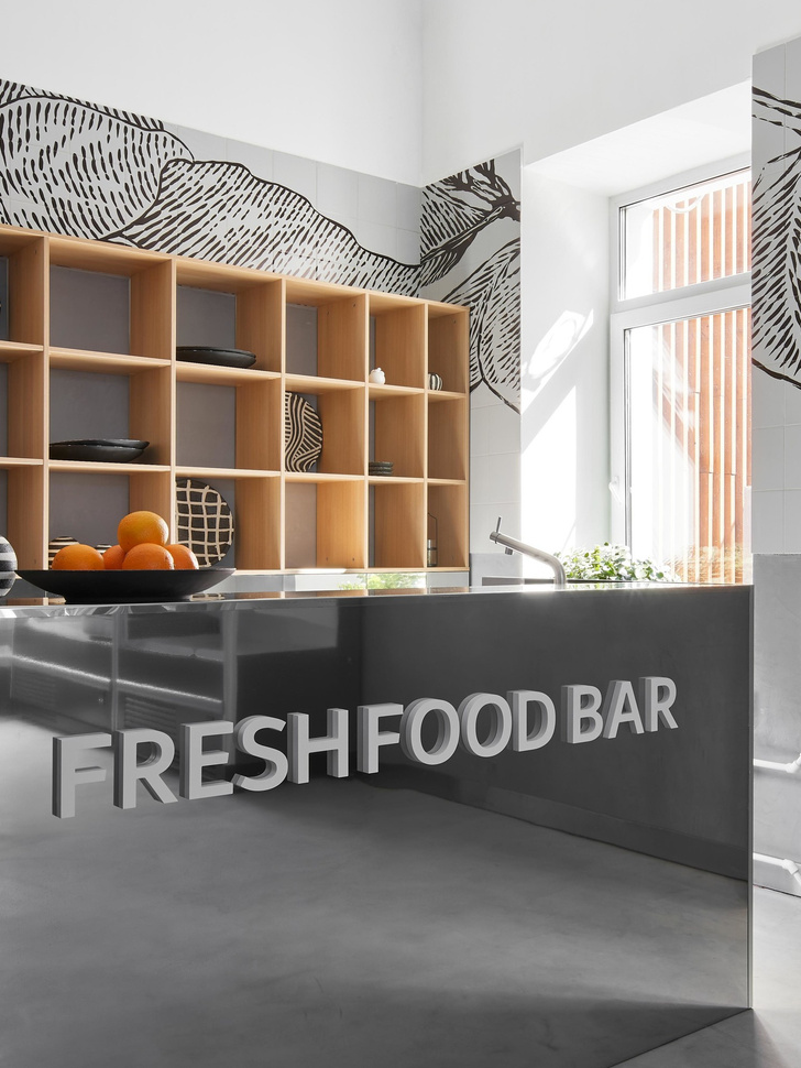 Маленькое кафе здоровой еды Fresh Food Bar в Москве