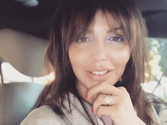 Мать Аршавина заставила больную Алису Казьмину выехать с детьми из дома