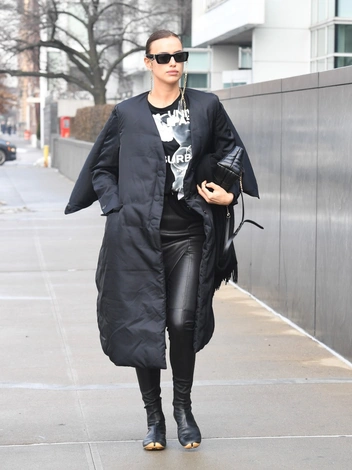 Ирина Шейк в Нью-Йорке | marieclaire.ru