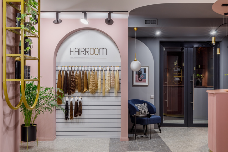 Яркая студия наращивания волос 90 м² в Краснодаре