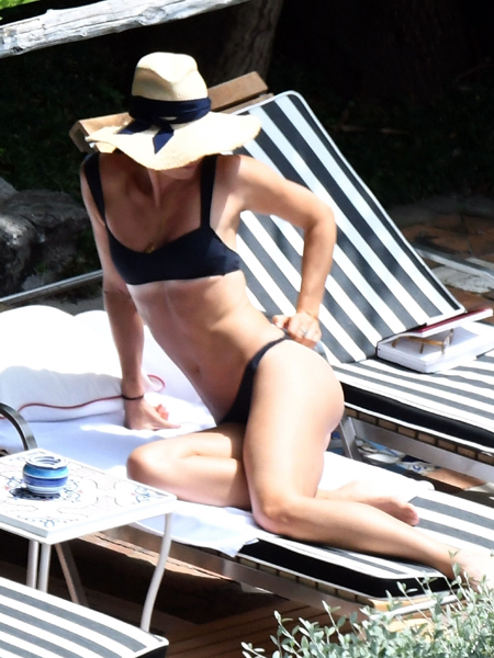 Sharapova Bikini