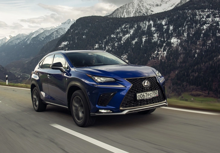 Lexus NX300: ванильное с перцем