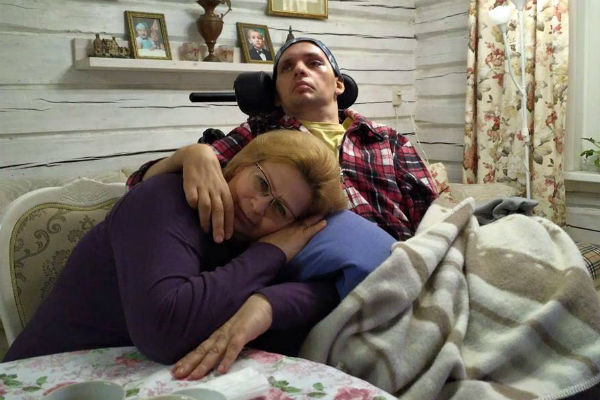 Также рядом с Алексеем всегда находятся его родители