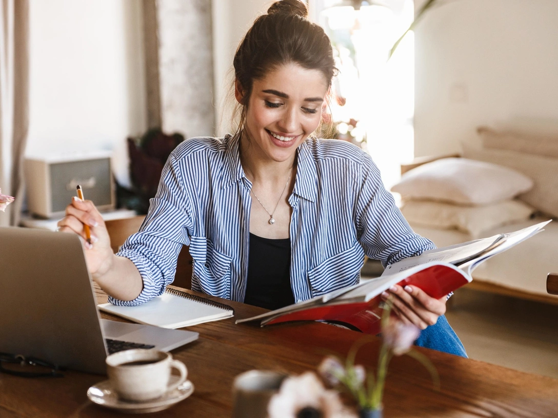 Не ругайте себя: 6 ошибок молодости, о которых не стоит жалеть сегодня | marieclaire.ru