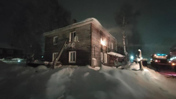 Четверо детей и их мать погибли при пожаре в Архангельской области