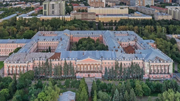 Из дворца в бизнес-центр: в Москве продают дворец Екатерины II