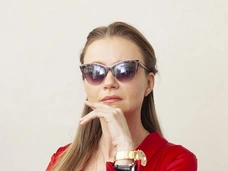 Мария Миронова – о больших деньгах и «беременном» райдере на съемках сериала «В шаге от рая»