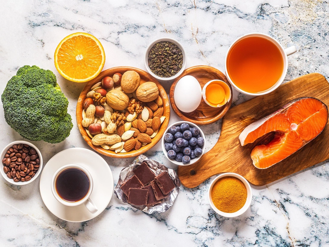 Пища для ума: 10 простых продуктов, которые повышают интеллект | marieclaire.ru