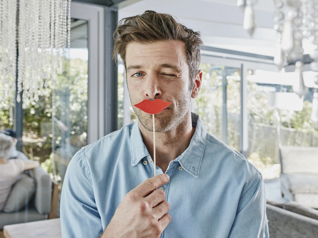 Как распознать альфонса и не стать его жертвой | marieclaire.ru