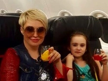 Катя Лель опасается за жизнь дочери из-за маньяка