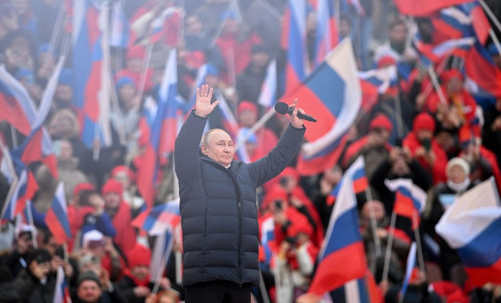 Обращение Владимира Путина к нации со сцены в «Лужниках». Онлайн-трансляция
