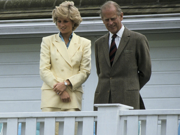 Вторая дочь: как принц Филипп помогал Диане стать частью королевской семьи