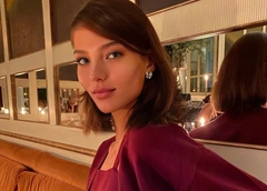 Алеся Кафельникова: «После родов грудь висит, как и живот»