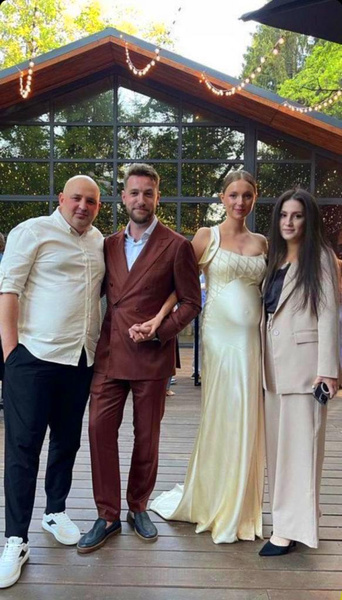 Минус один смешной холостяк: комик Андрей Бебуришвили женился и скоро станет отцом