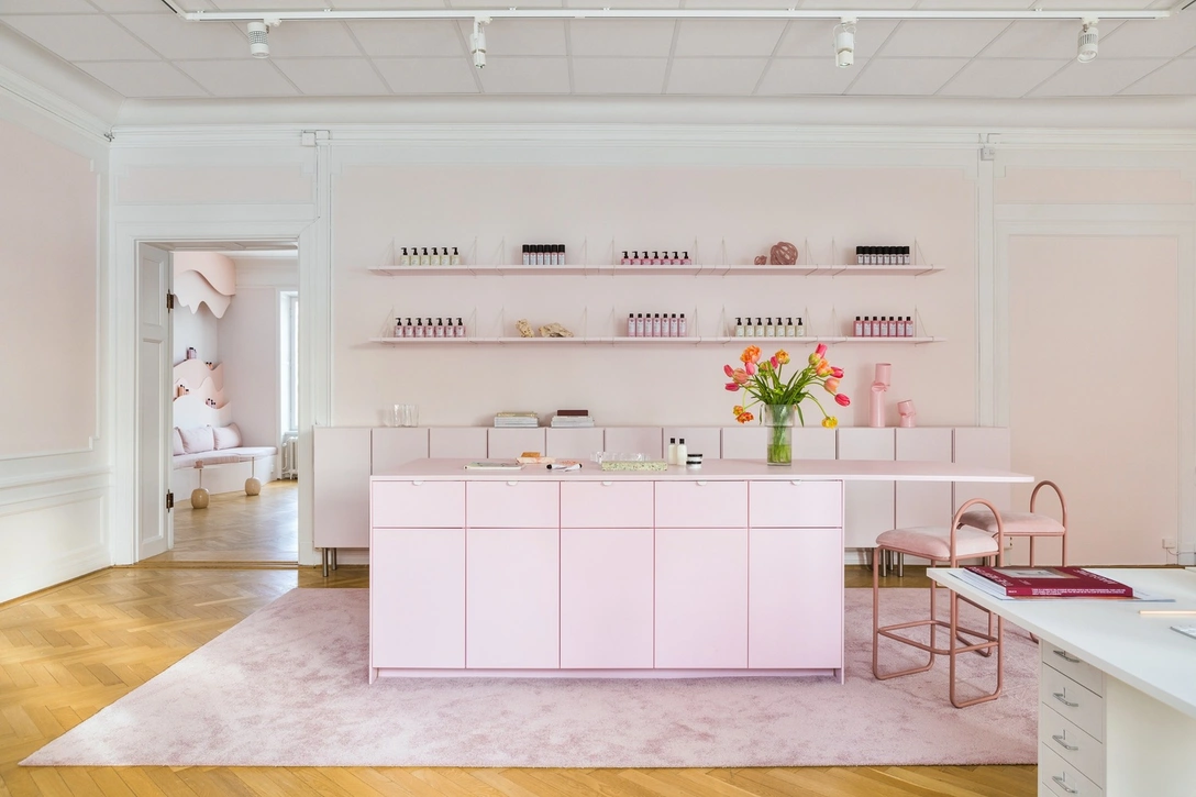 Салон красоты в пастельных тонах в Стокгольме | Источник: Микаэль Лундблад