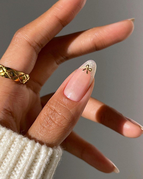 Ногти кокетки: 9 нежных маникюров в самой милой эстетике 2023 года