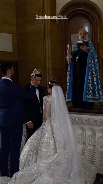 Катание на Rolls-Royce и роскошное платье невесты: Карина Каспарянц потратила миллионы на свадьбу