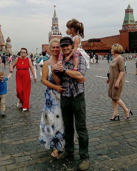 Семья Макарских вернулась в Россию