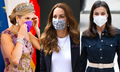 Королевские особы, которые сделали из масок модный аксессуар