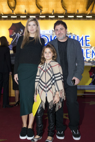 Александр Цекало с женой Викторией и дочкой Сашей