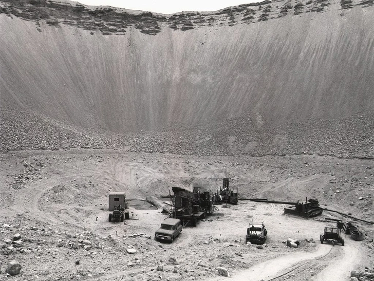 История одной фотографии: ядерный мегакратер в Неваде, 1962