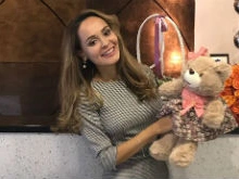 Анна Калашникова поделилась пикантными снимками после пластики груди
