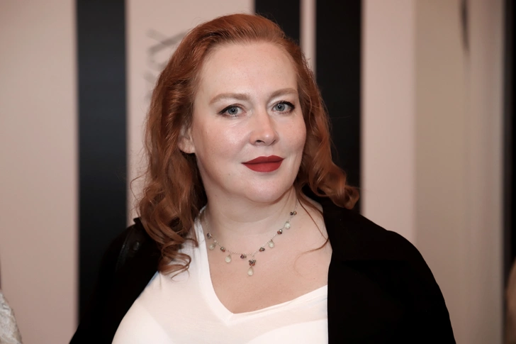 Лишившаяся ролей после скандала Юлия Ауг сменила фамилию | woman.ru