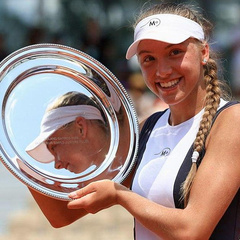 15-летняя россиянка Алина Корнеева выиграла юниорский Roland Garros