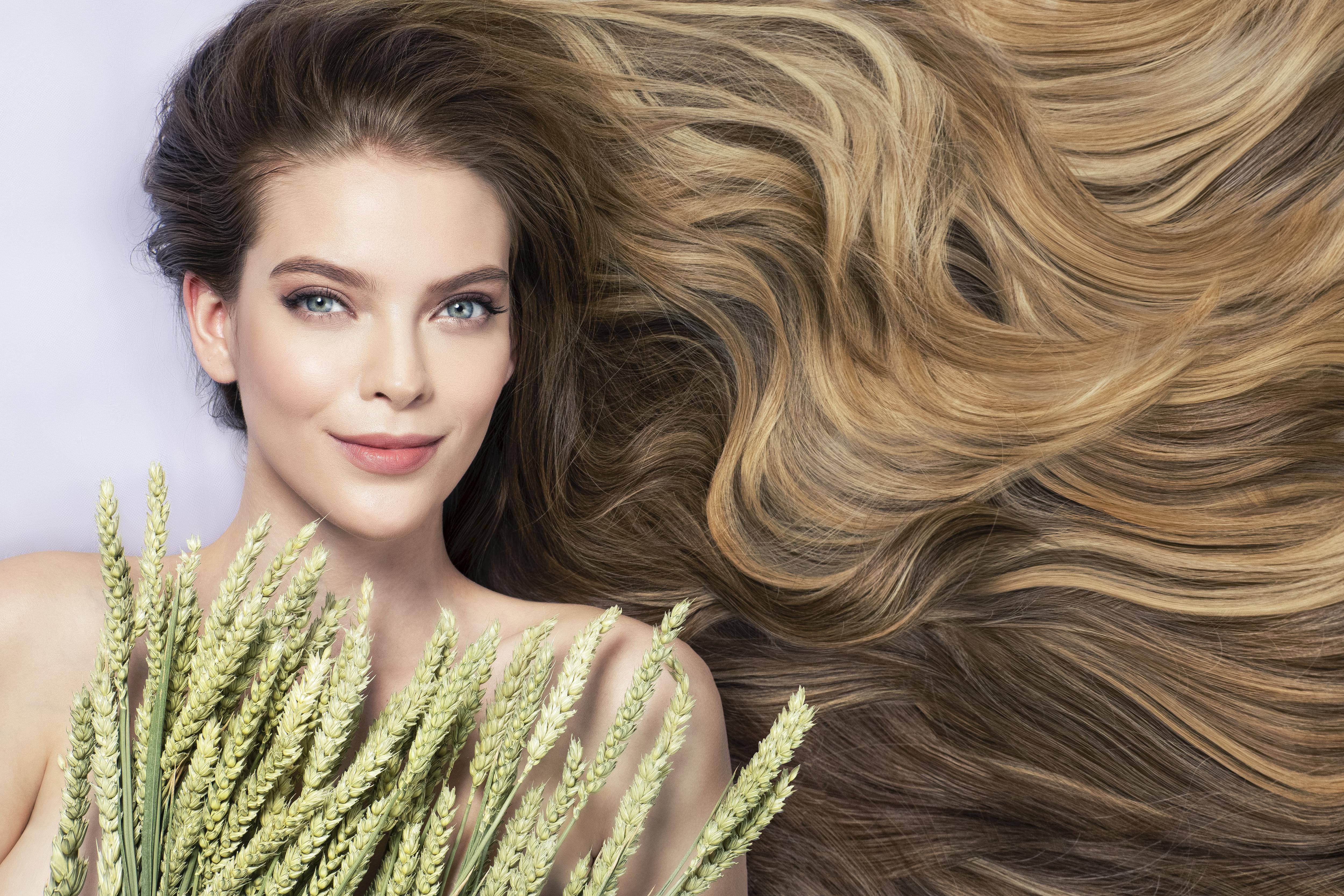 Без ломкости и тусклости: как спасти волосы в холодный сезон | MARIECLAIRE