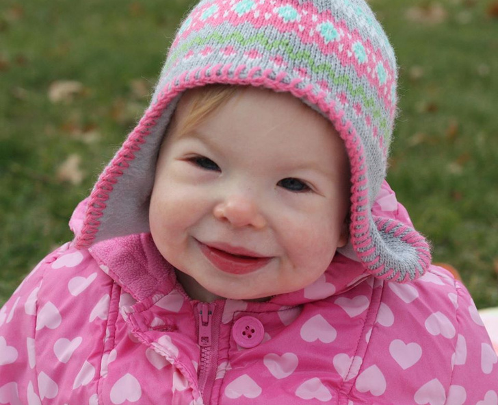 улыбка младенца оказалась симптомом неизлечимой болезни