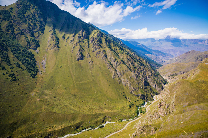 Горы, искусство, память: 5 причин вернуться в Северную Осетию