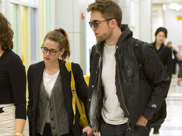 Robert Pattinson Brosil Kristen Styuart Iz Za Ruperta Sandersa Www Wday Ru