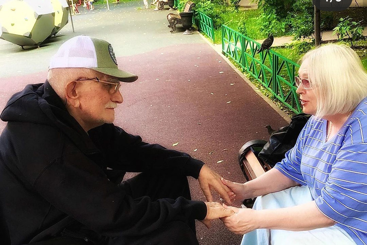 Жена Армена Джигарханяна: «Настроение у него меняется каждый день — то жалеет меня, то в любви признается»