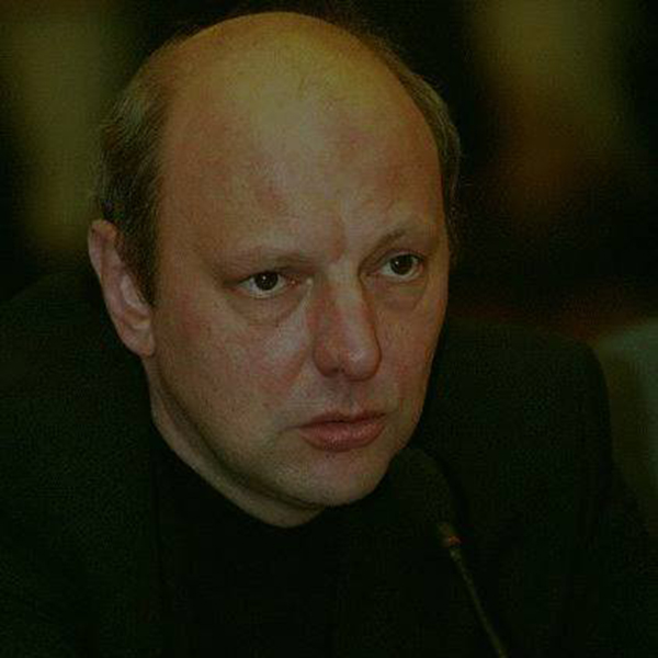 Журналист Дмитрий Захаров возмущен тем, как идет расследование жестокого избиения Людмилы Мосейко
