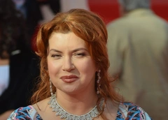 «Подштармливает»: Вера Сотникова рассказала о самочувствии после больницы