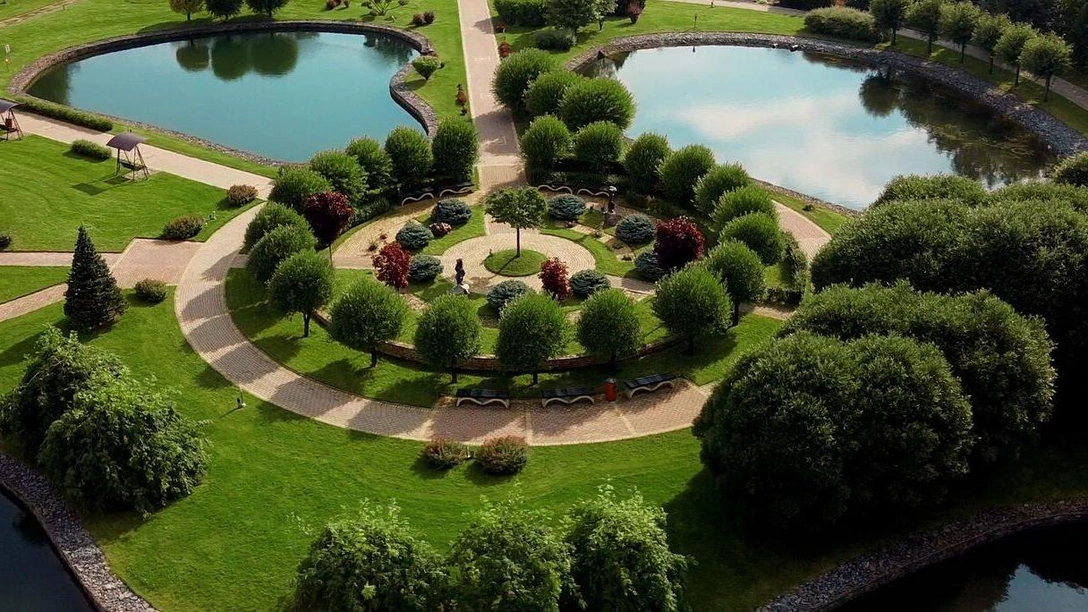 Константин Меладзе и Вера Брежнева продают свой особняк на Новой Риге | Источник: millennium-park.ru