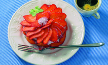 Мини-тортики с клубникой