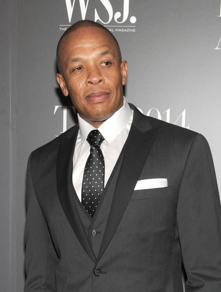 Рэпер Dr. Dre попал в реанимацию с аневризмой головного мозга