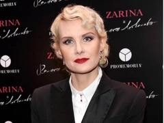 Рената Литвинова объяснила, почему голодает в Париже