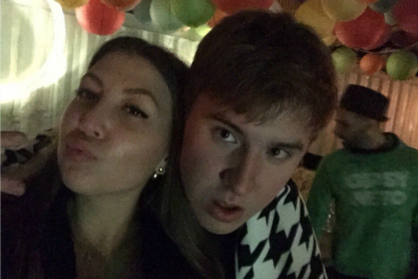 Егор Сосин с девушкой